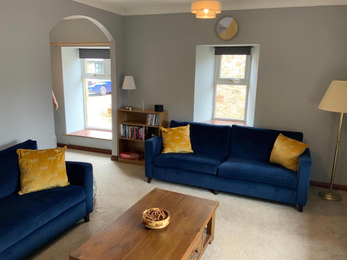 The Granary At Tinto Retreats, Biggar Is A Gorgeous 3 Bedroom Stone Cottage Wiston  Exterior photo